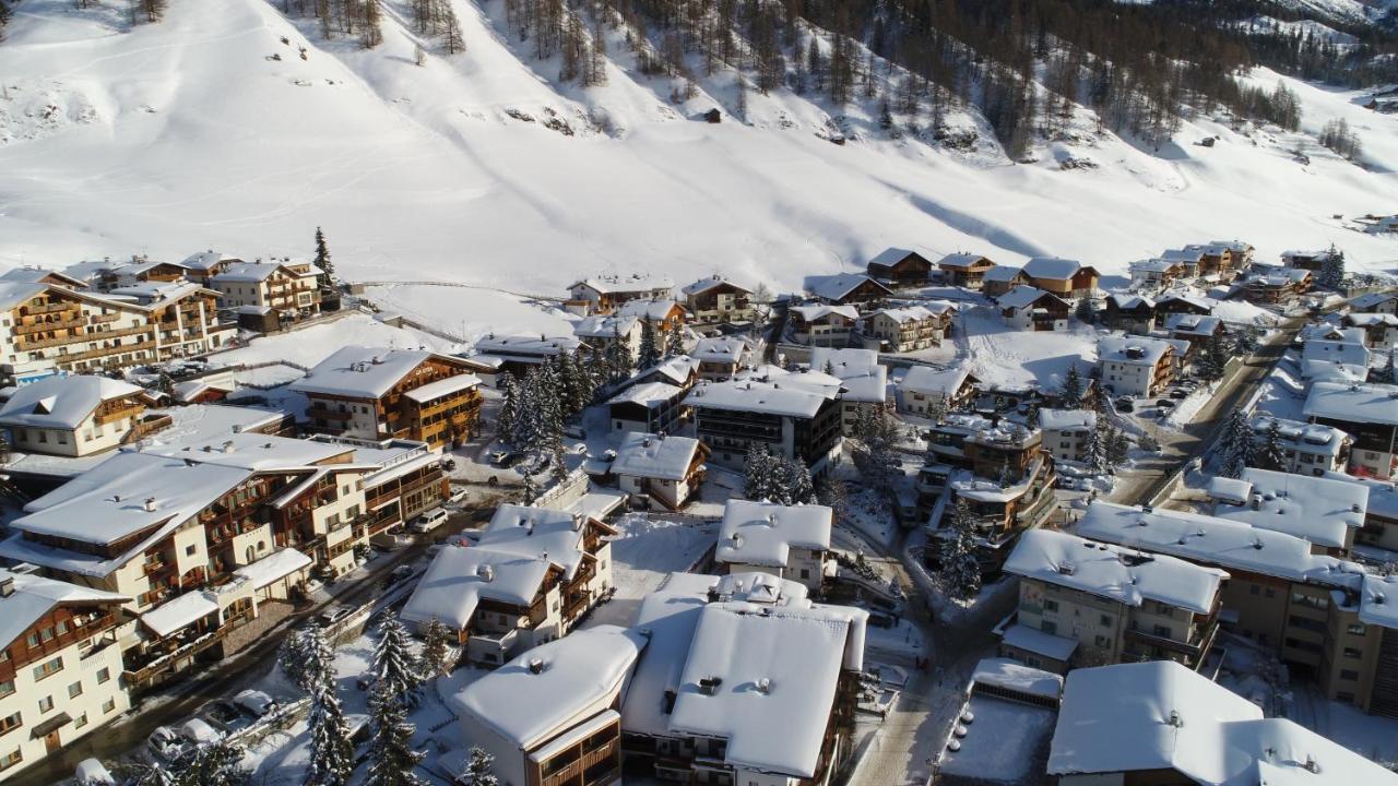 La Stua Hotel San Cassiano  Exterior photo